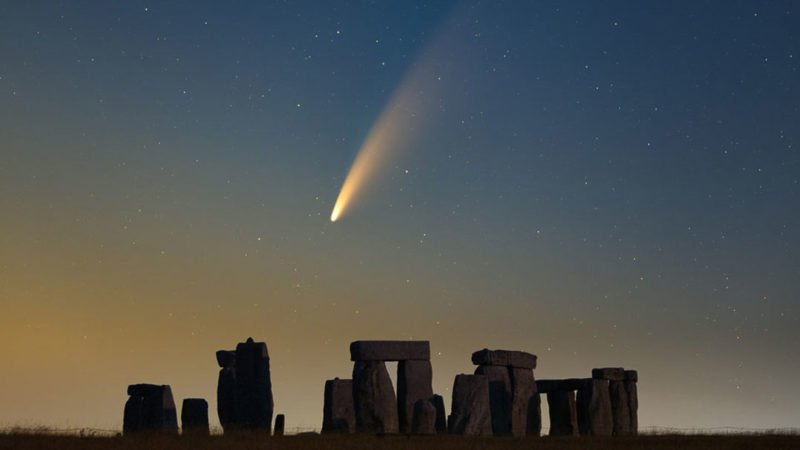 Comet NEOWISE over Stonehenge Image Credit & Copyright: Declan Deval